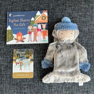 NWT Slumberkins Shine Bright Bigfoot Snuggler and Book